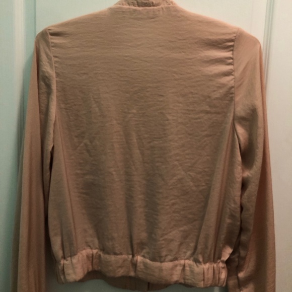 H&M blush very thin jacket - Picture 3 of 4